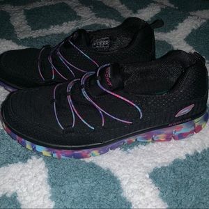 Sketchers size 9